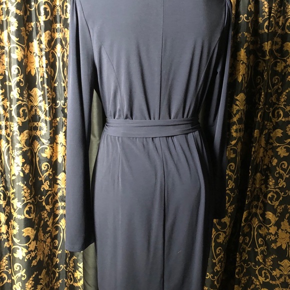 Dress - Picture 3 of 5